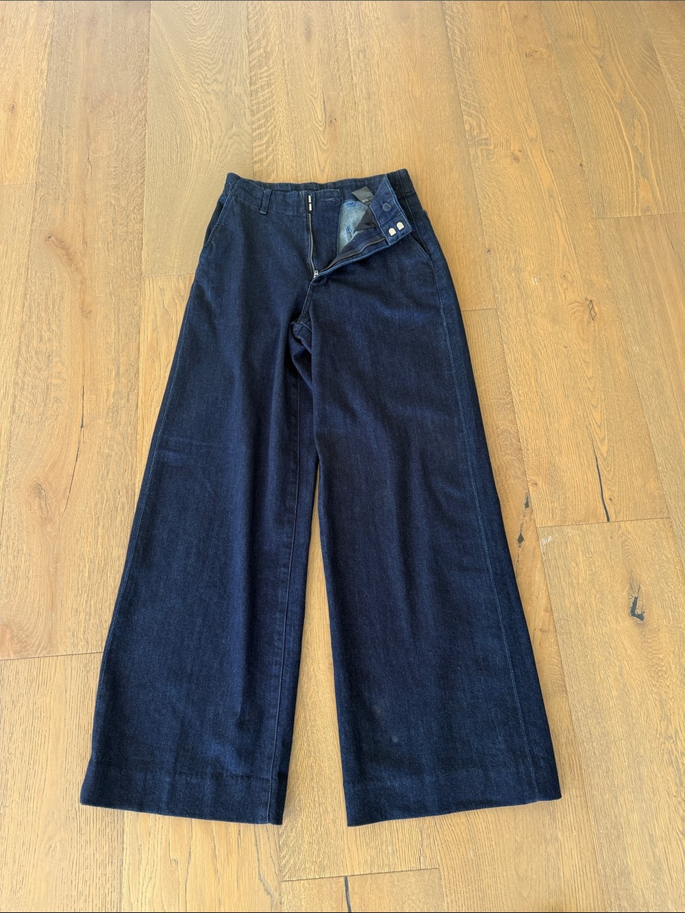 Uniqlo Navy Wide-Leg Women's Jeans
